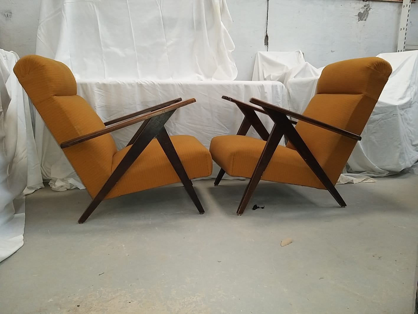 Pair of Scandinavian armchair compass feet 50s