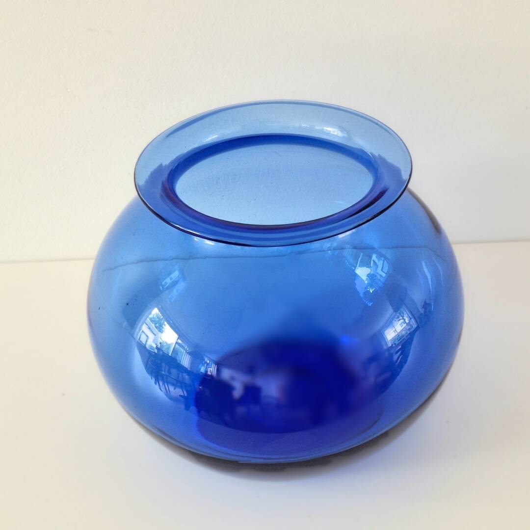Mcm 1930s-1950s nordic vase - designed by monica bratt - reijmyre glassworks, sweden