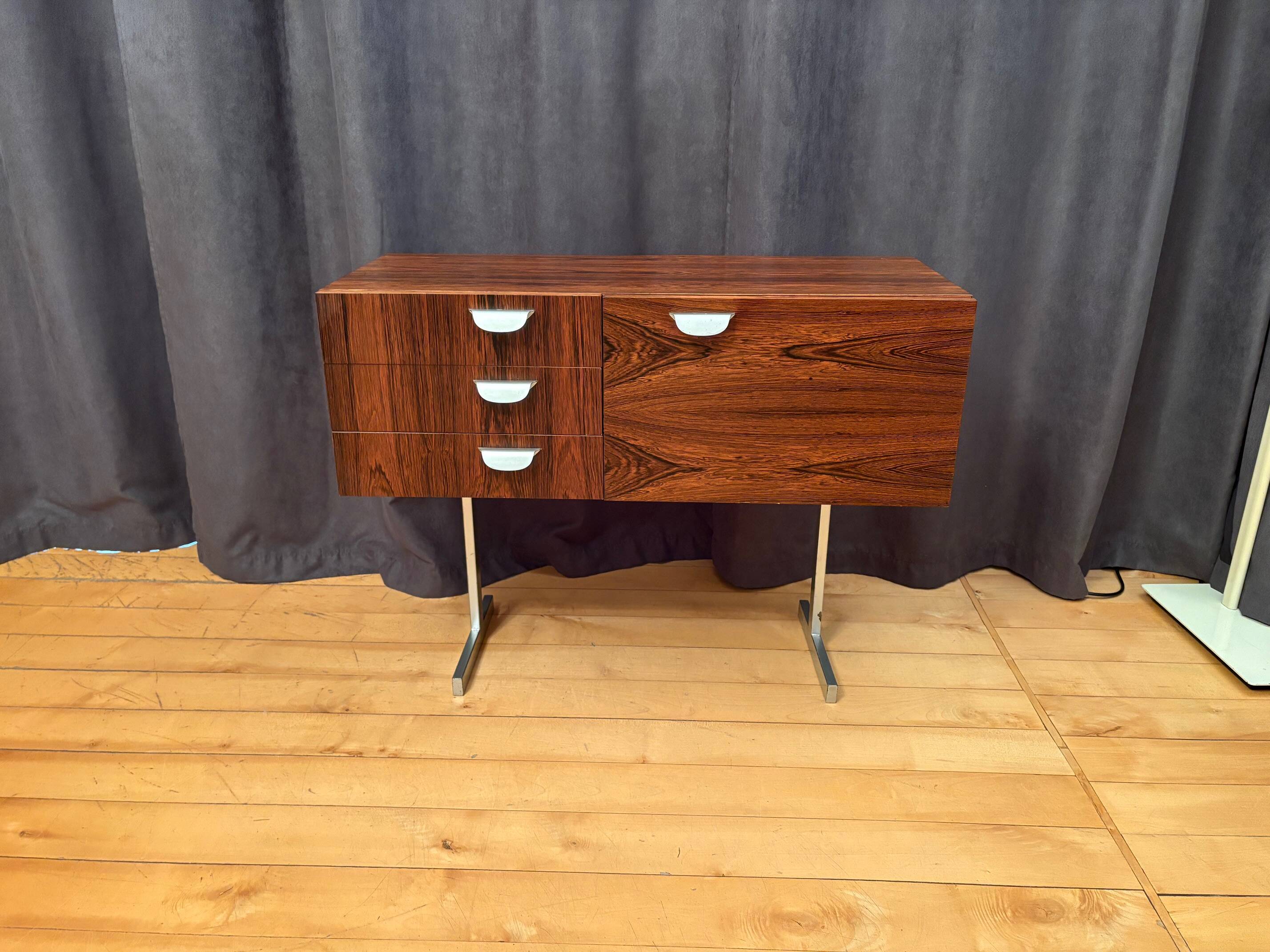 Cabinet, meuble bar, 1960