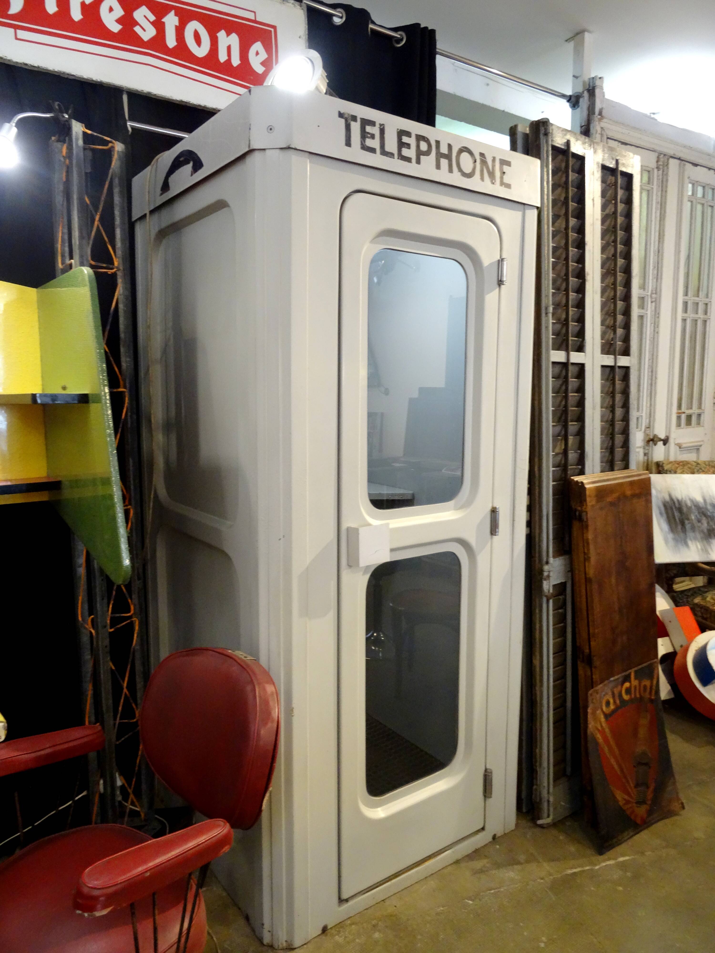 Phone booth 70/80