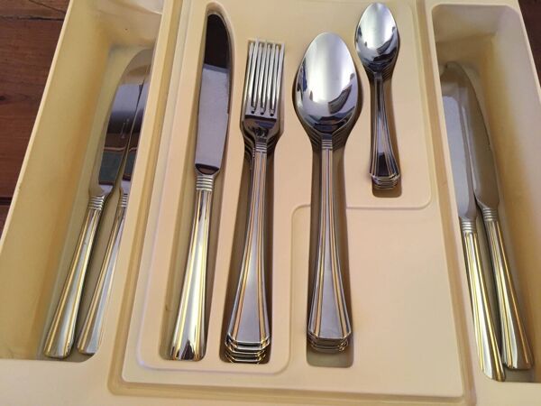 Service couvert Guy Degrenne vintage .