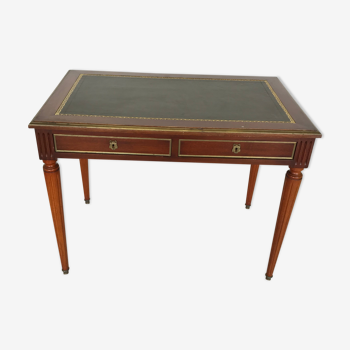Louis XVI style desk, leather top with two side zippers