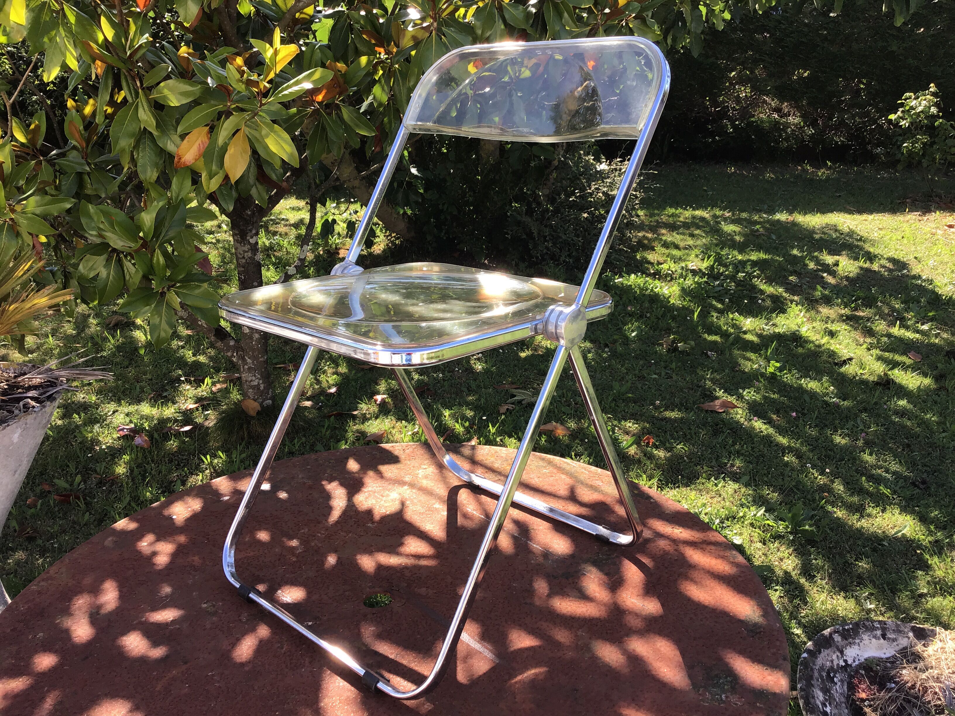 Plia chair by Giancarlo Piretti for Castelli