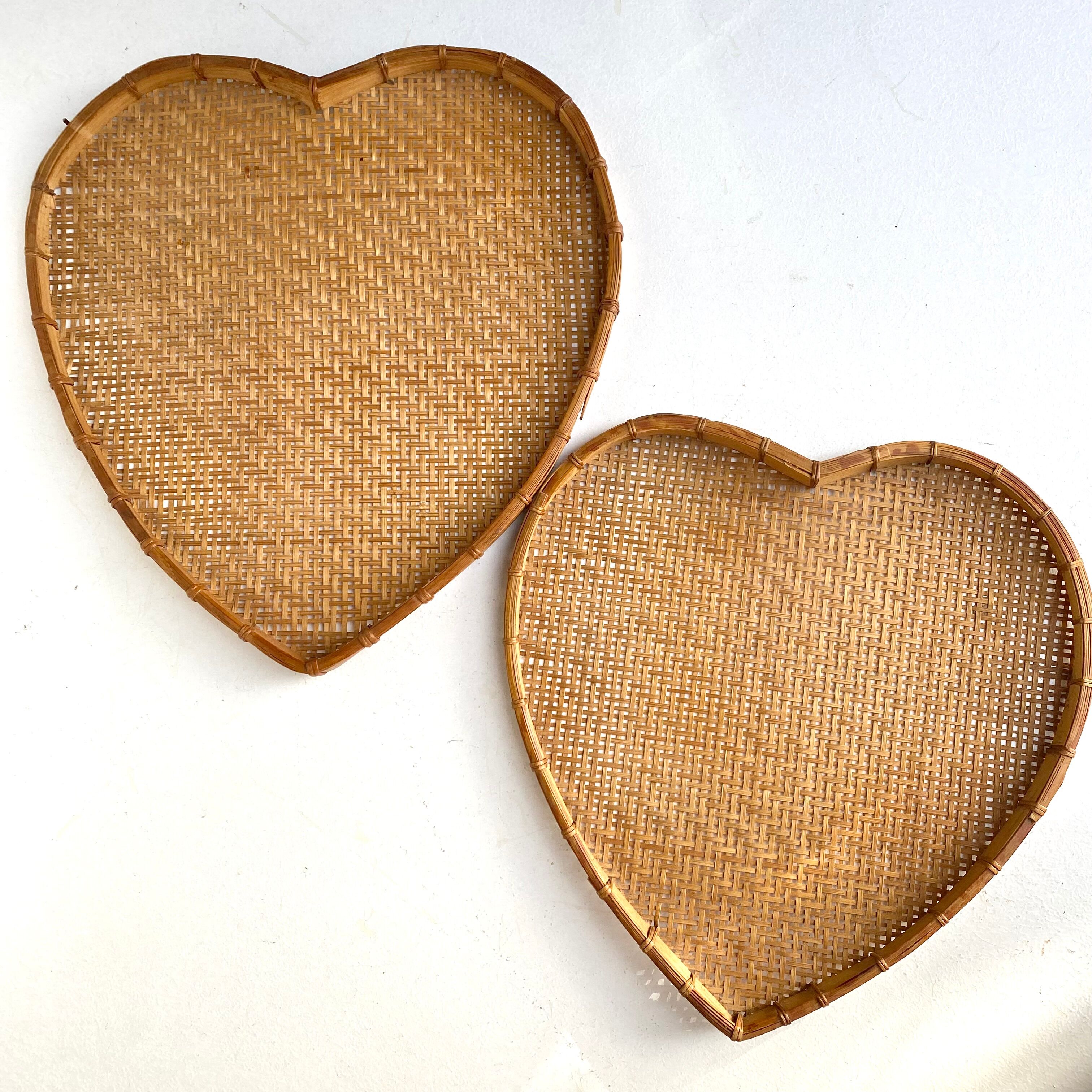 Pair of decorative trays in braided bamboo