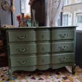 Crossbow chest of drawers