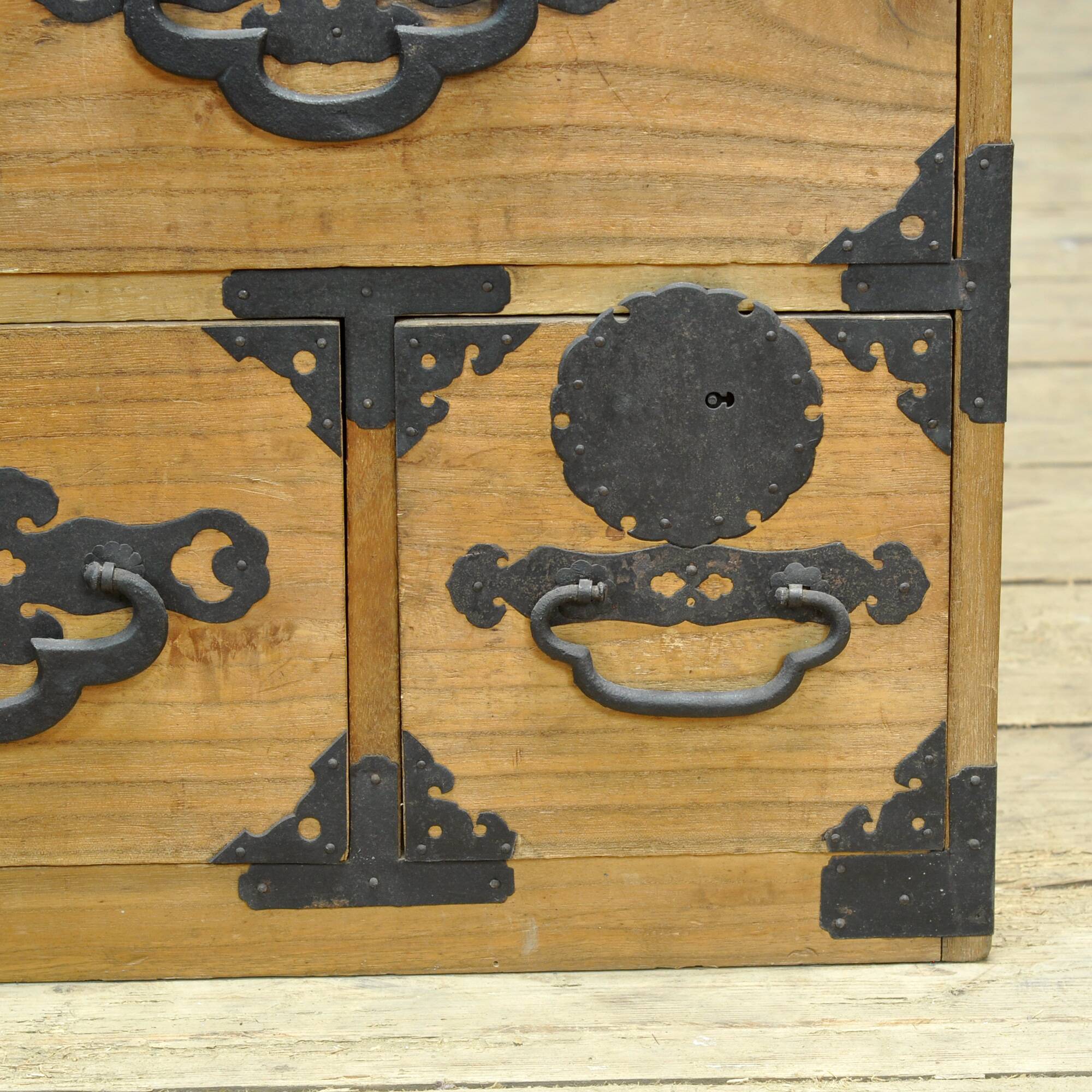 Japanese Tansu chest of drawers, circa 1870