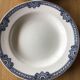 2 assiettes plates terre de fer salins jumièges bleu marine