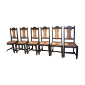 Solid chene chairs with straw seat