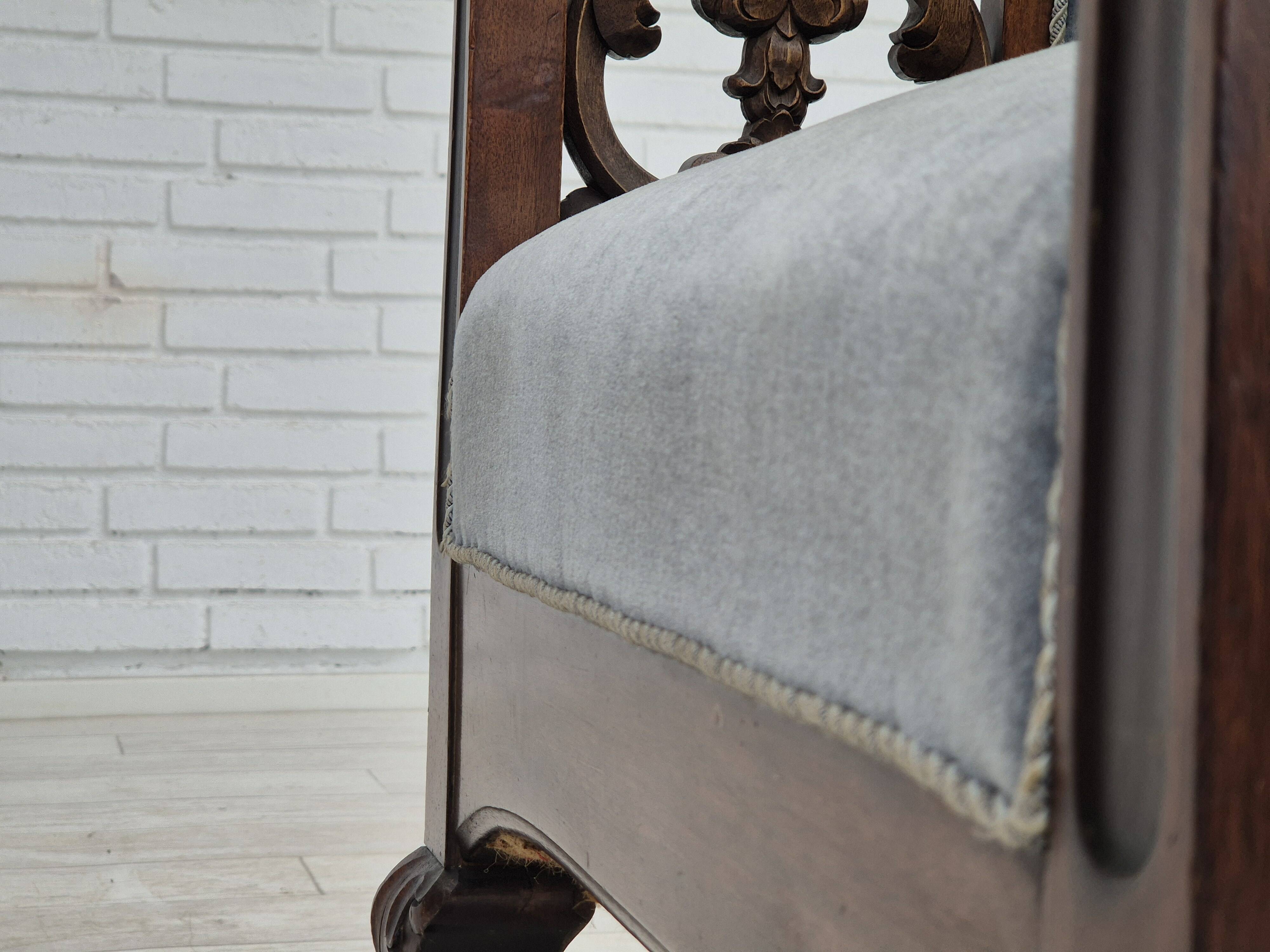 Années 1950, chaise longue danoise, état d'origine, meuble en laine bleu clair.