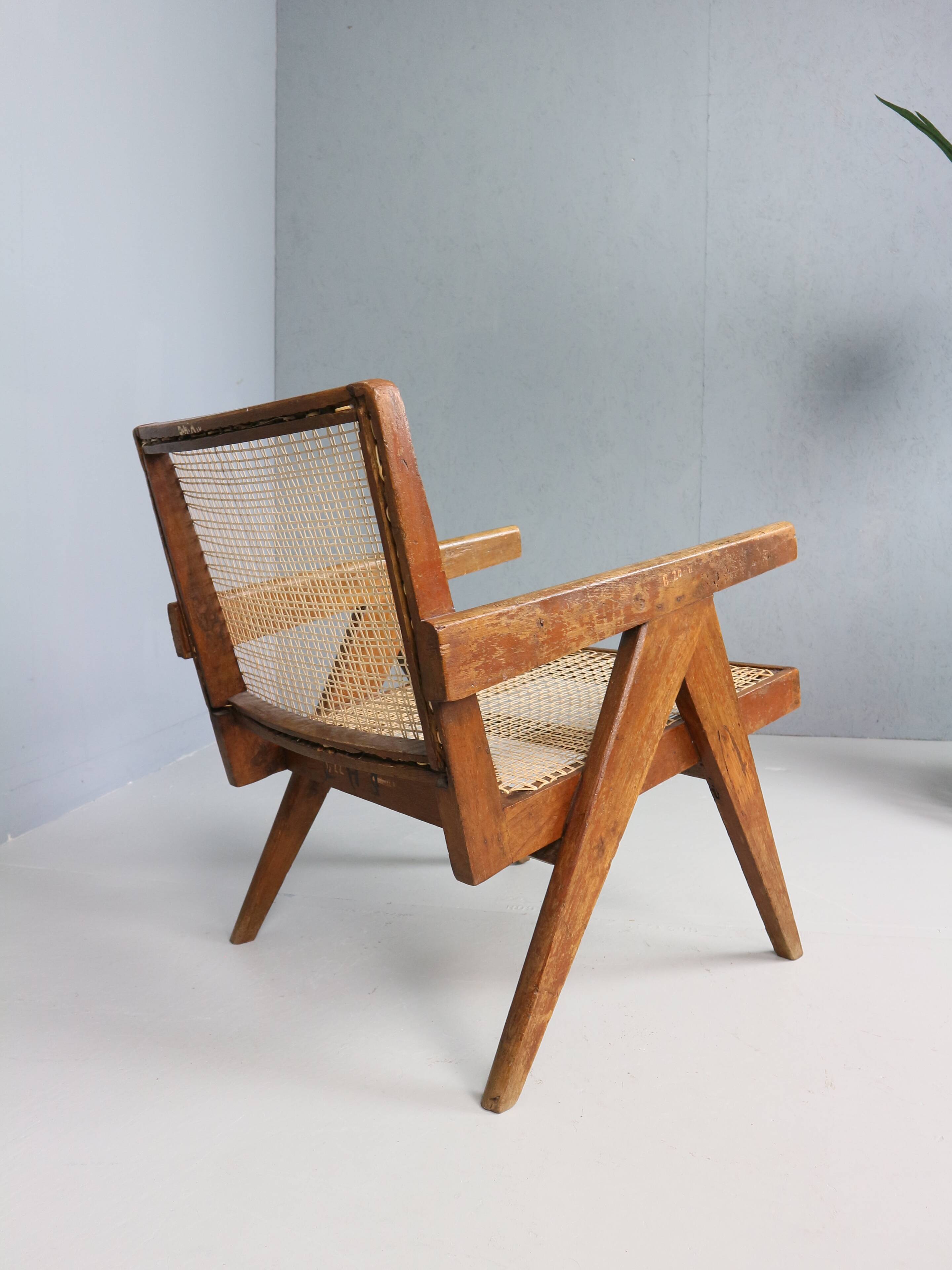 Pierre Jeanneret PJ-SI-29-A Easy Cane Chair / Authentic Mid-Century Modern