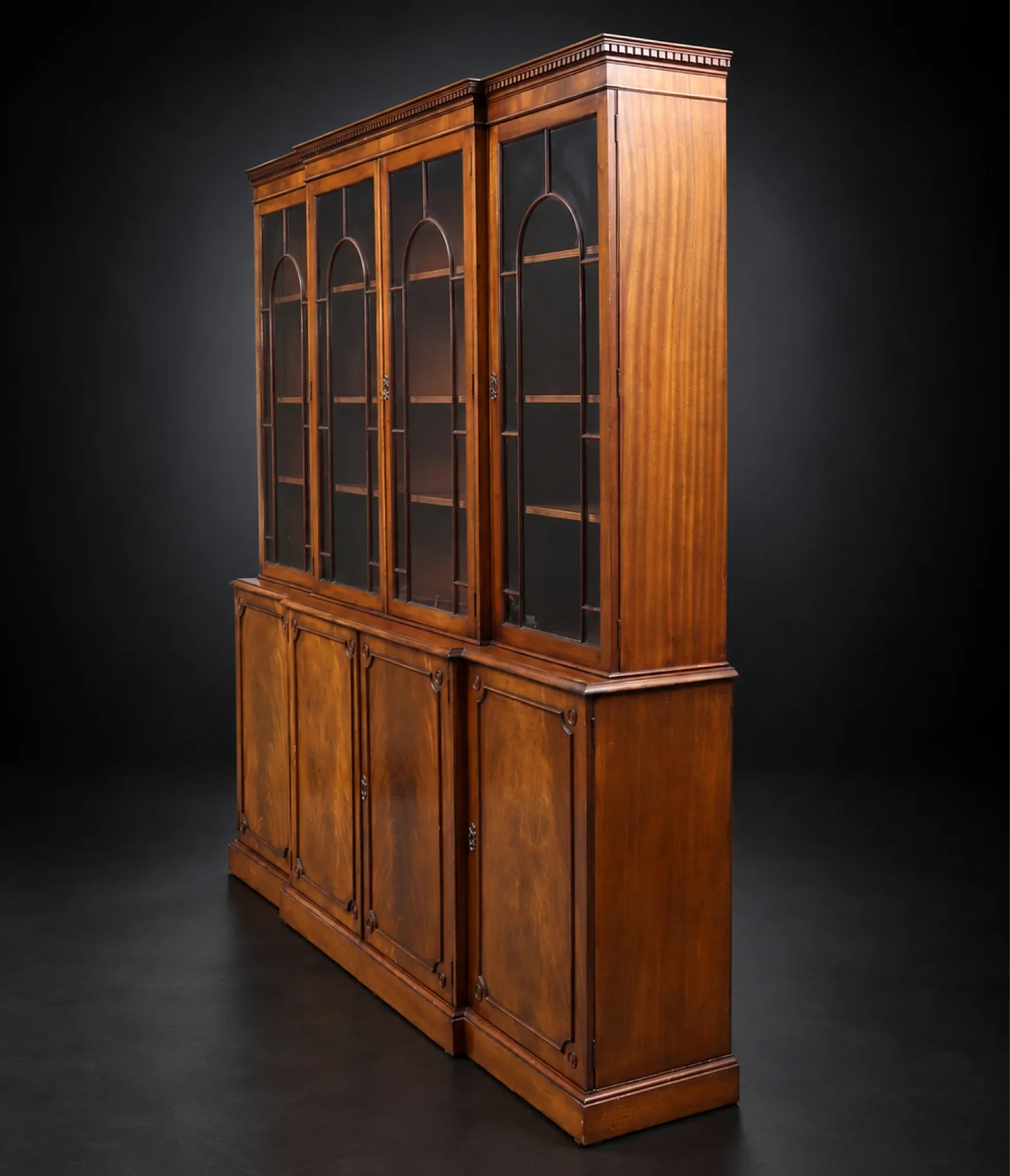 Display cabinet/bookcase, english style, second half of the 20th century