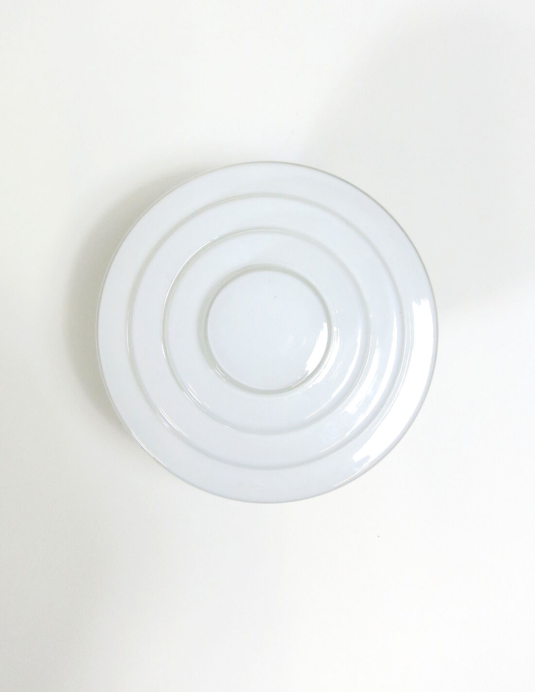 Stairs lamp in Art Deco style with opaline glass and brass