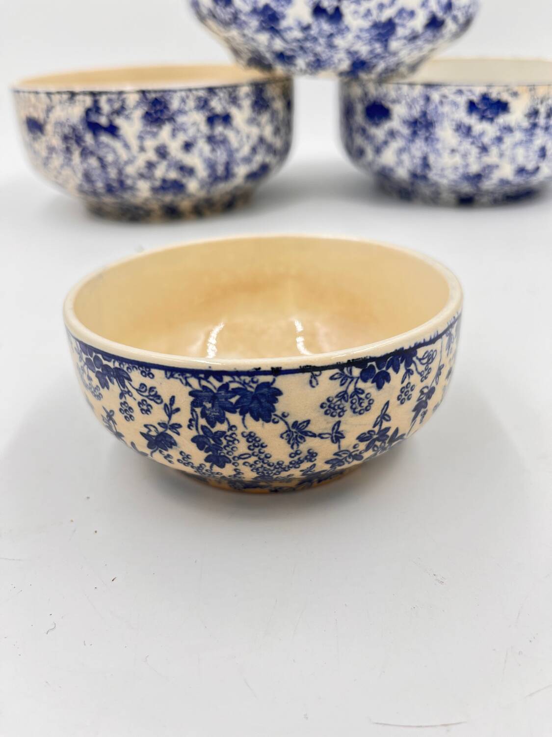 Set of 5 Nimy dishes