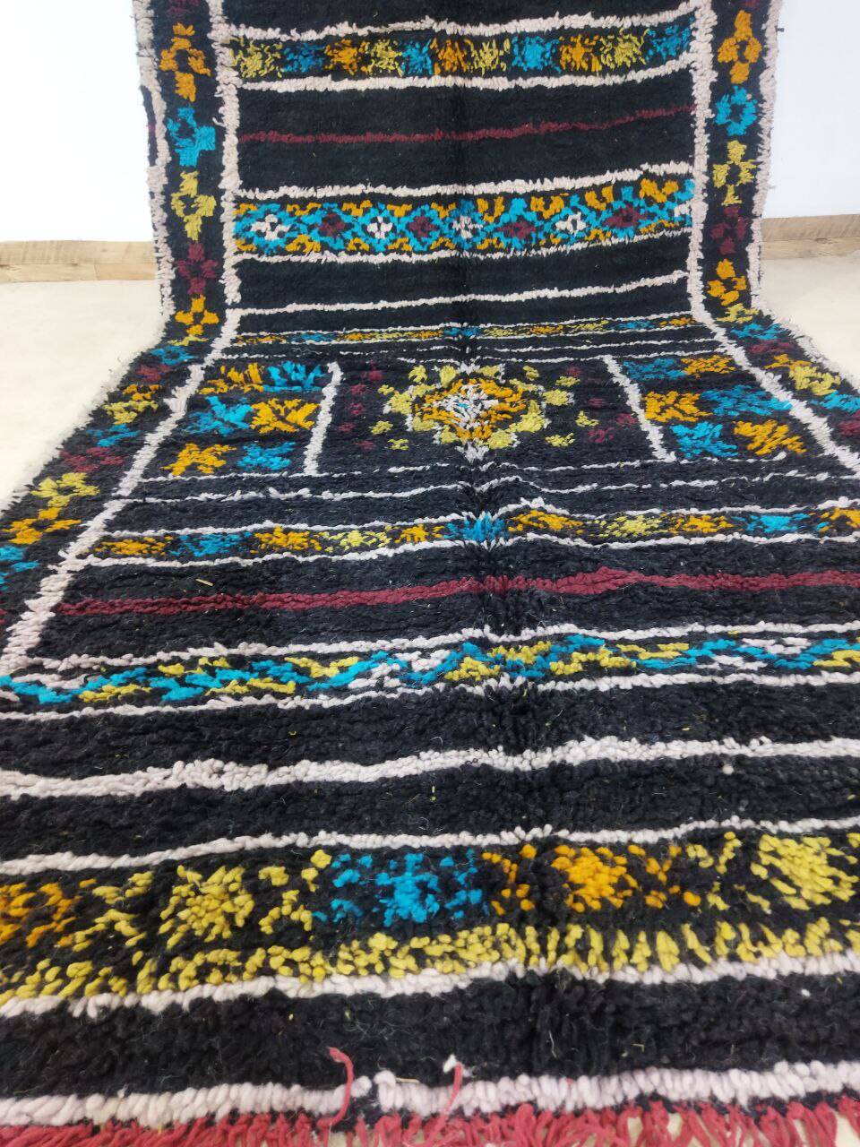 Handmade moroccan berber rug 345 x 110 cm