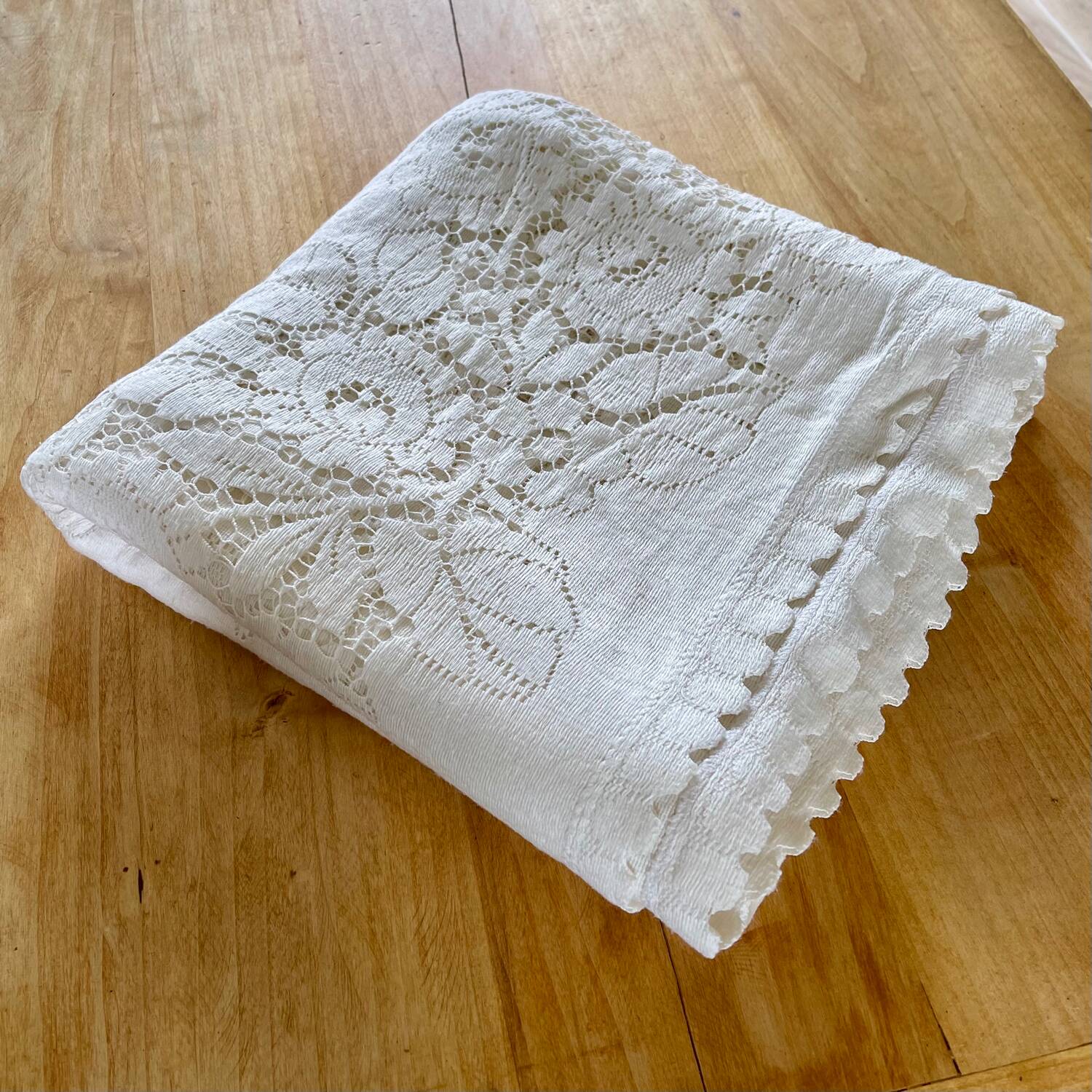 Nappe en dentelle XXL