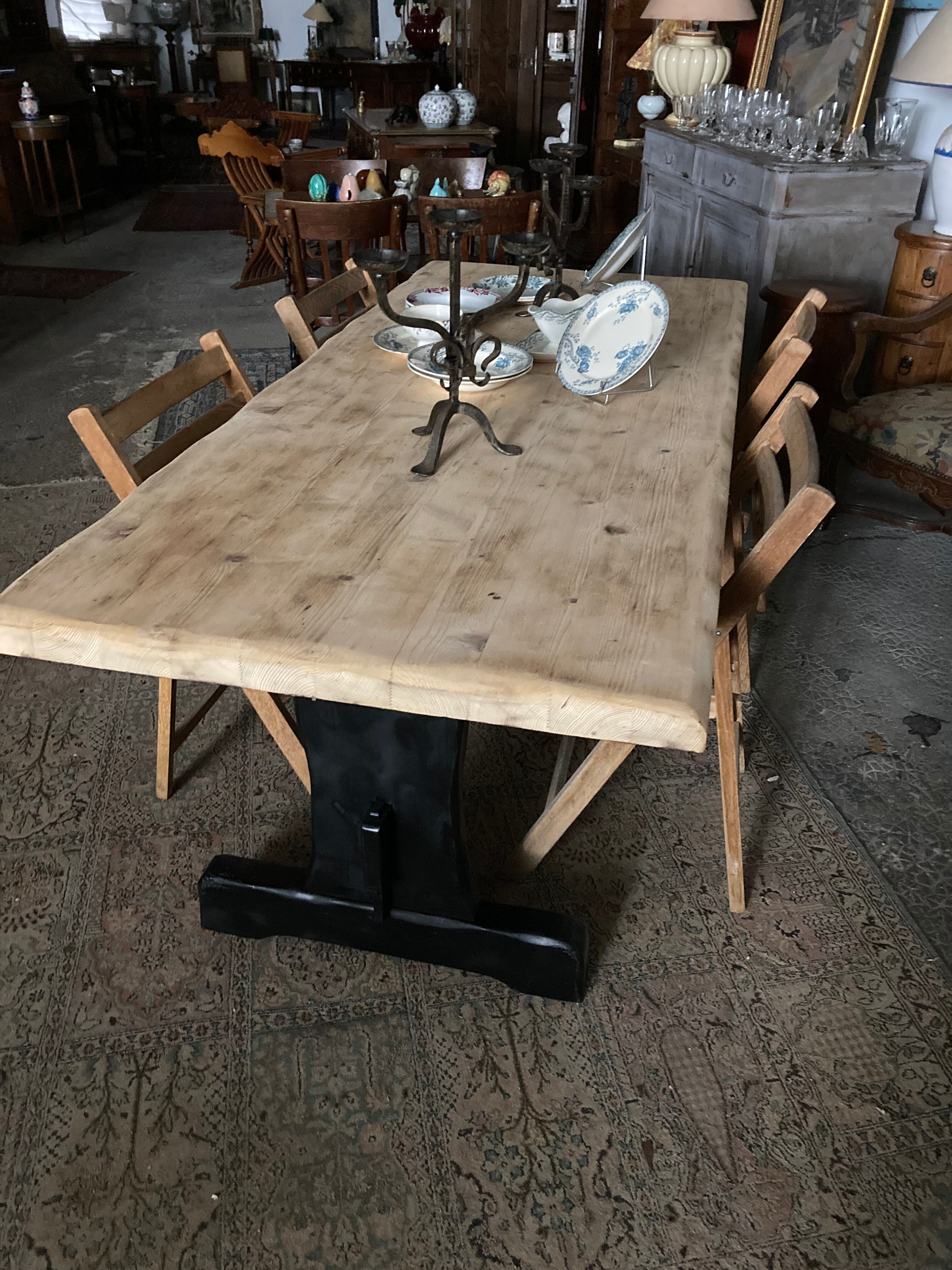 Farmhouse table