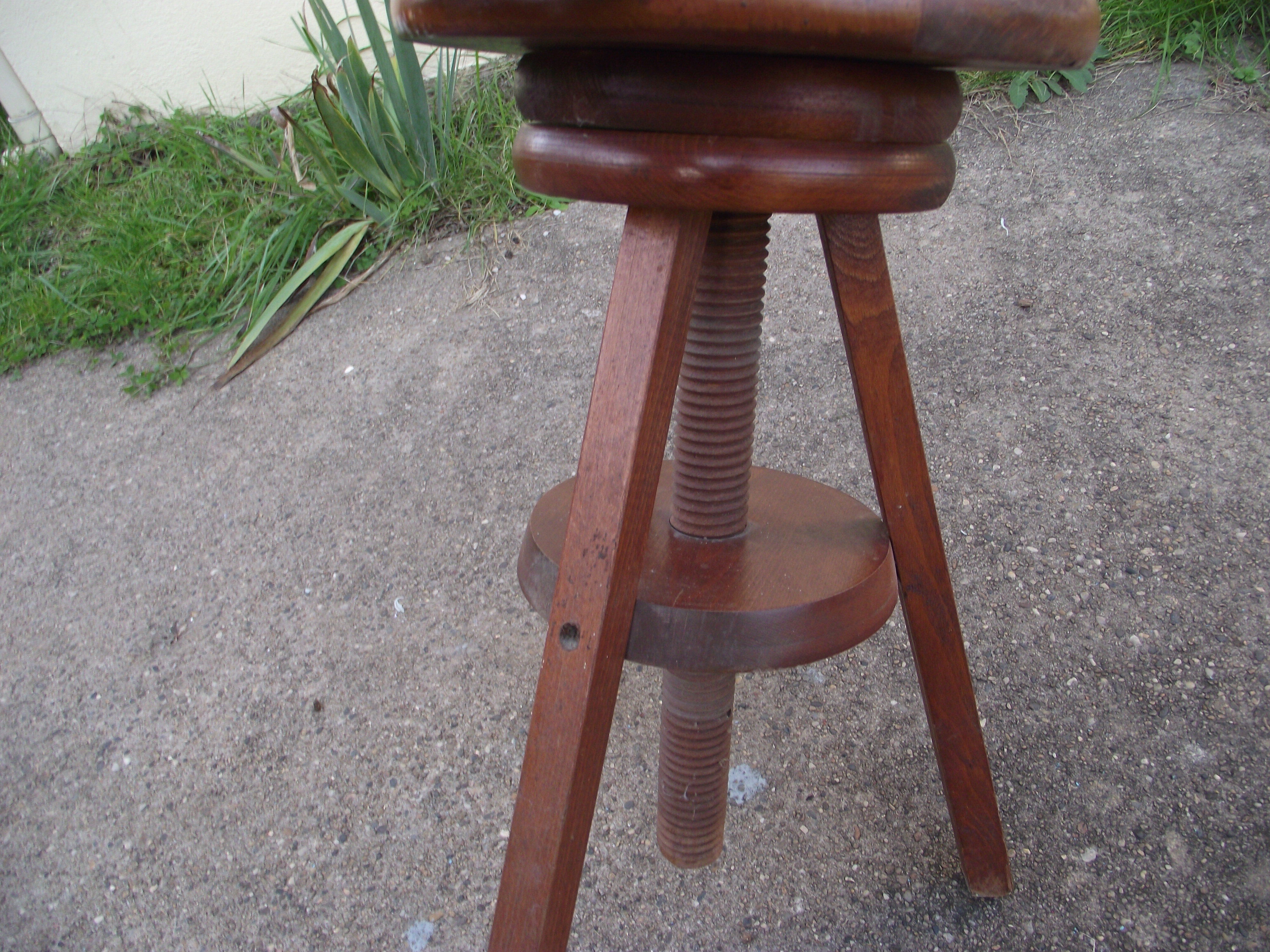 High-adjustable wooden stool