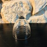 4 wine glasses