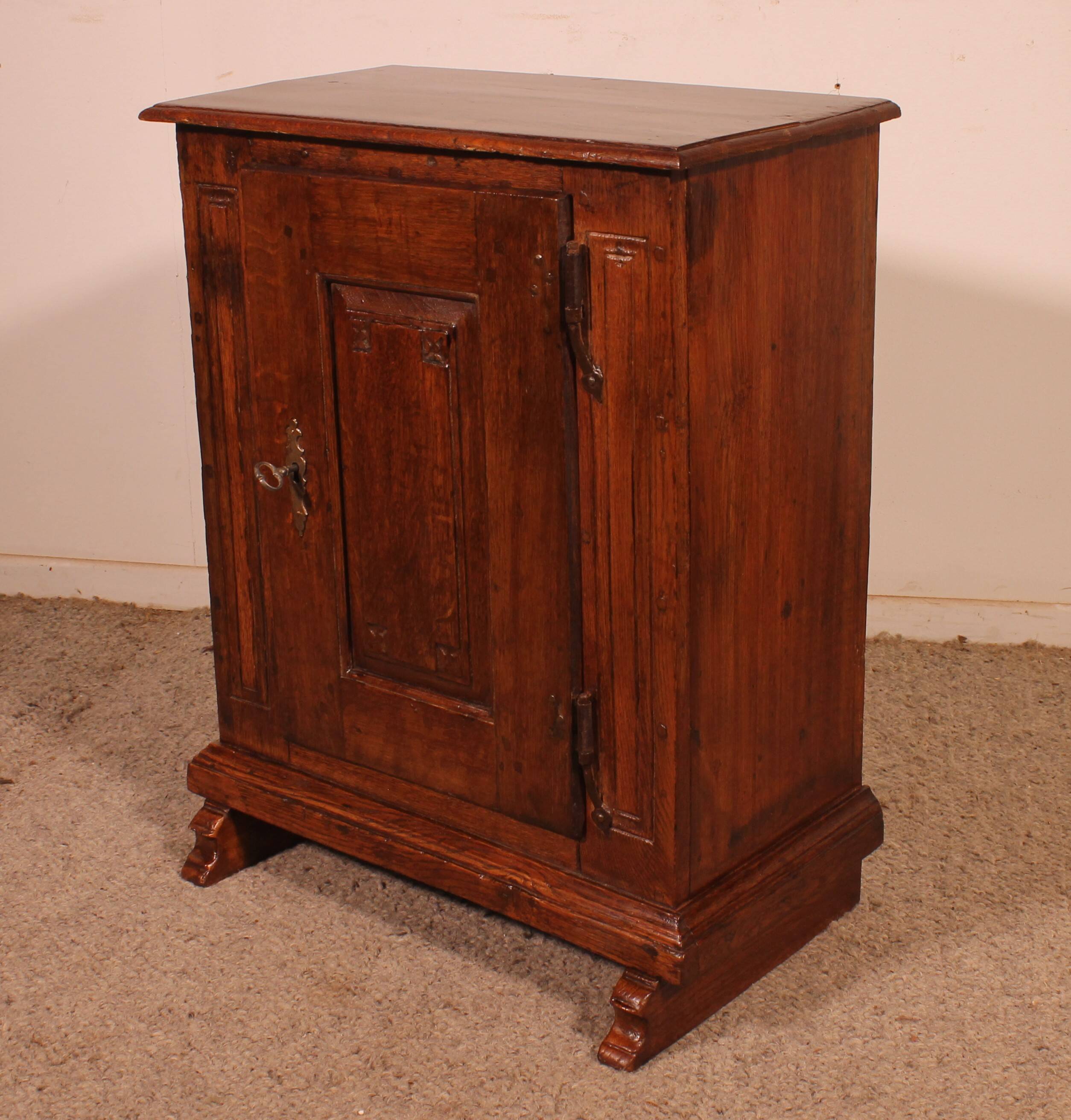 17th Century Oak Beguinage Piece