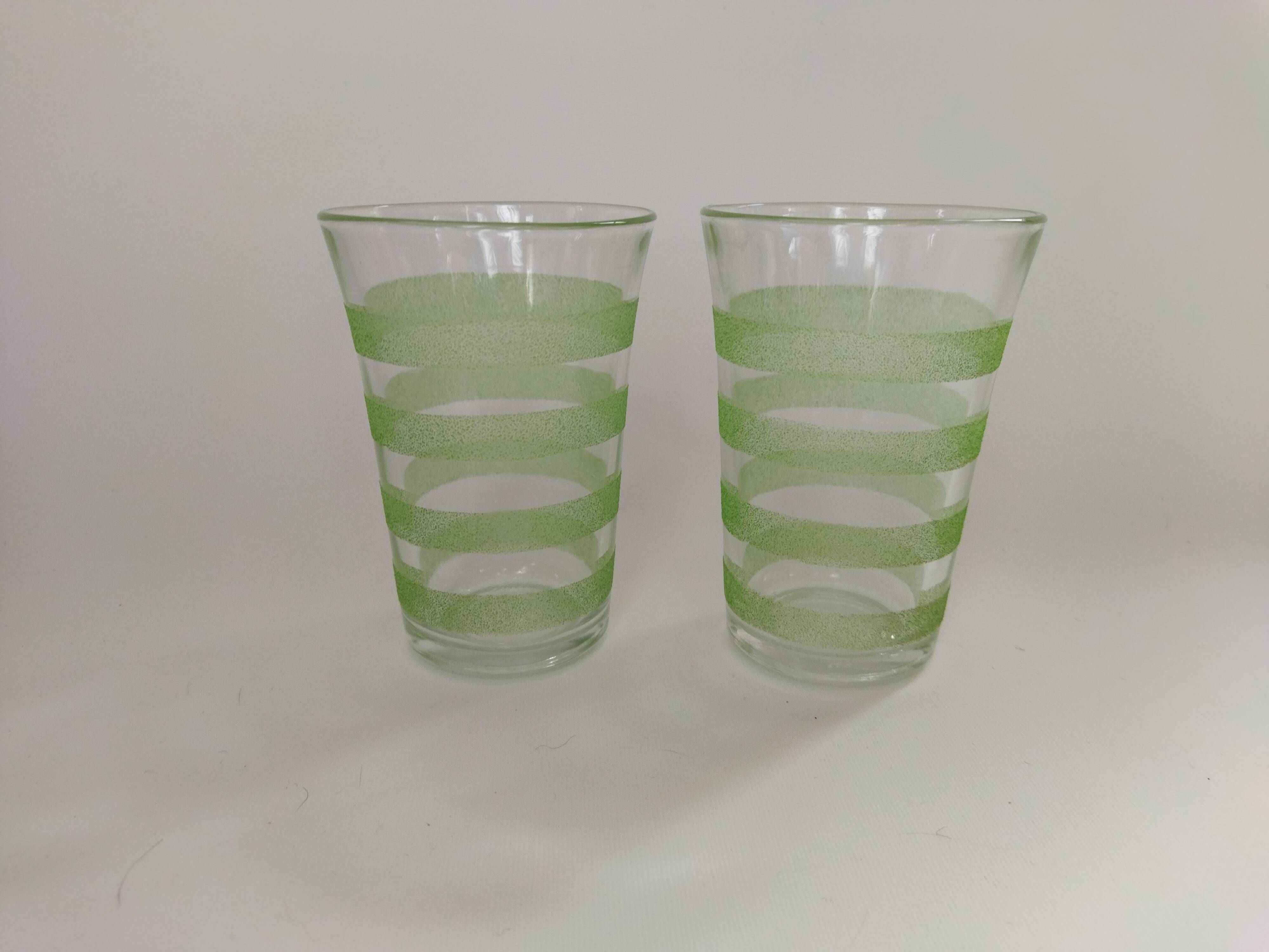 Deux verres granités VHF