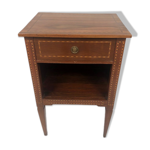 table de chevet de style