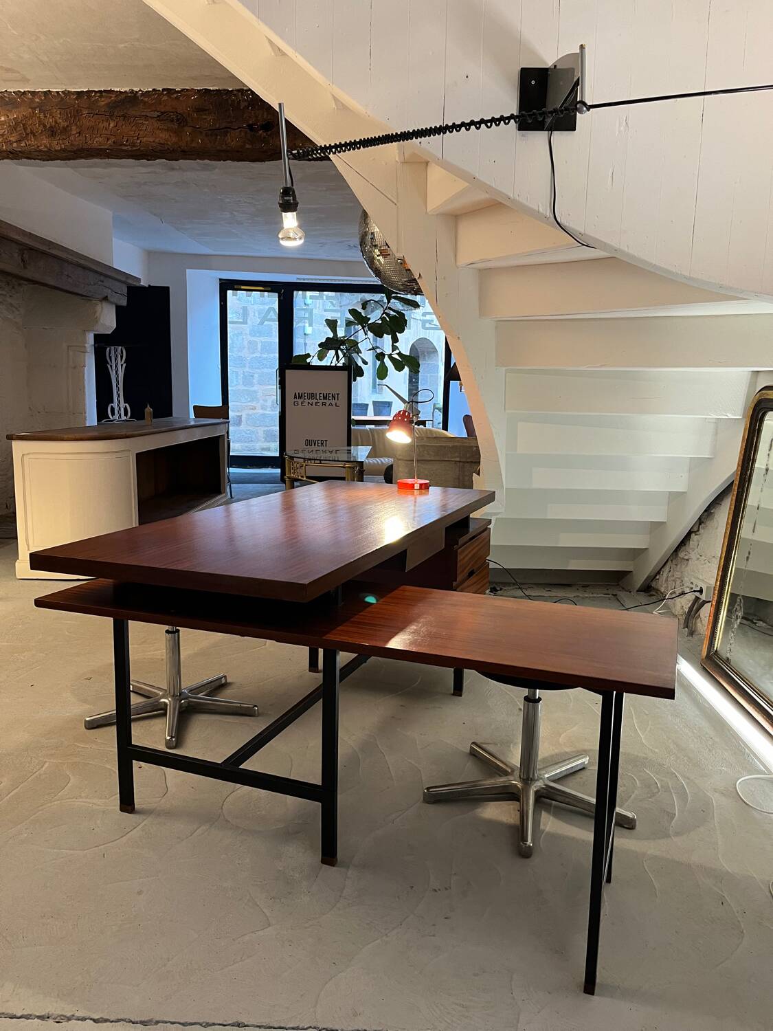 Desk Pierre Guariche