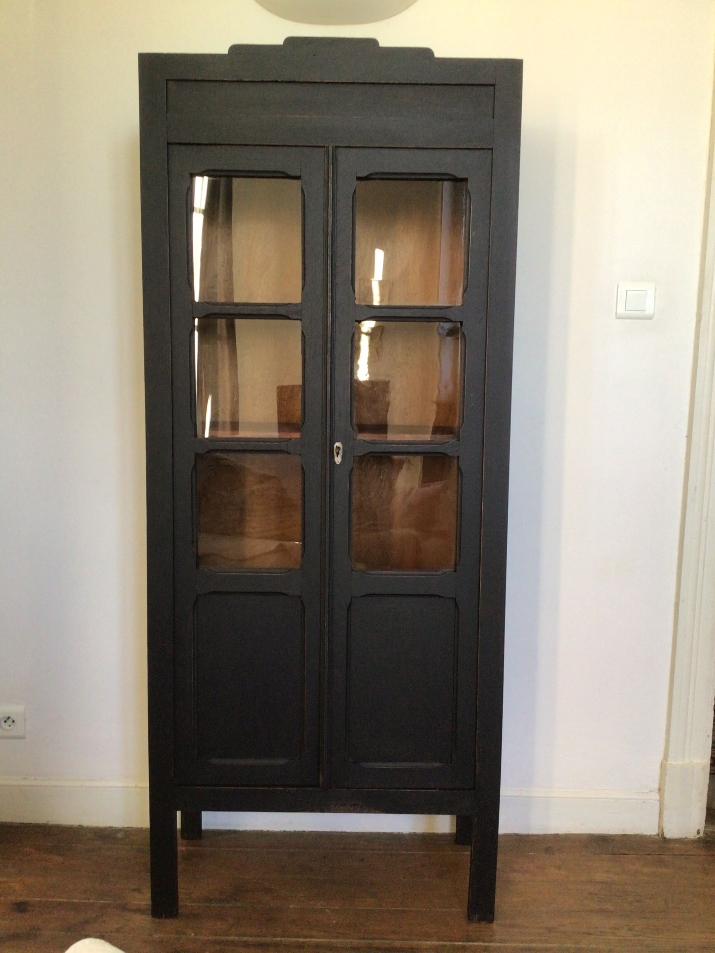 Parisian glazed wardrobe