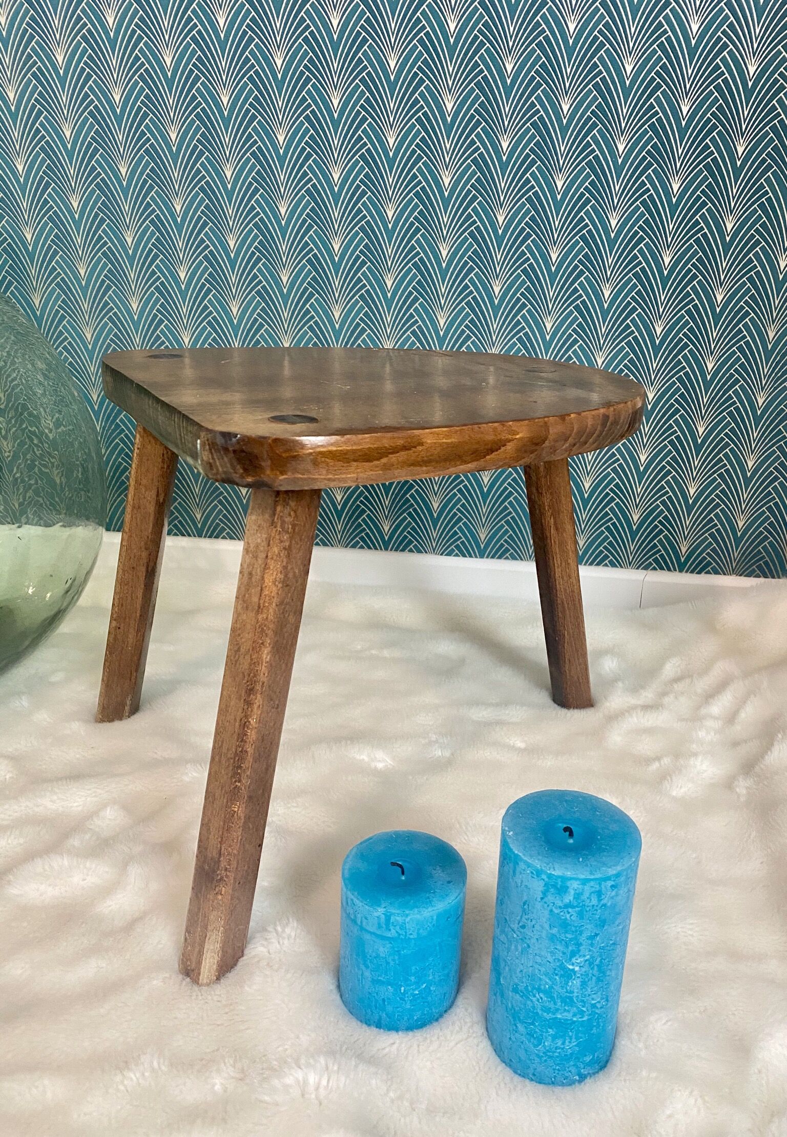 Pair of tripod stools