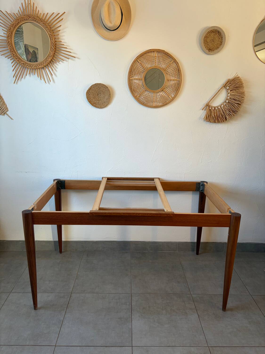 Danish table from the 1960s (very large when extended)