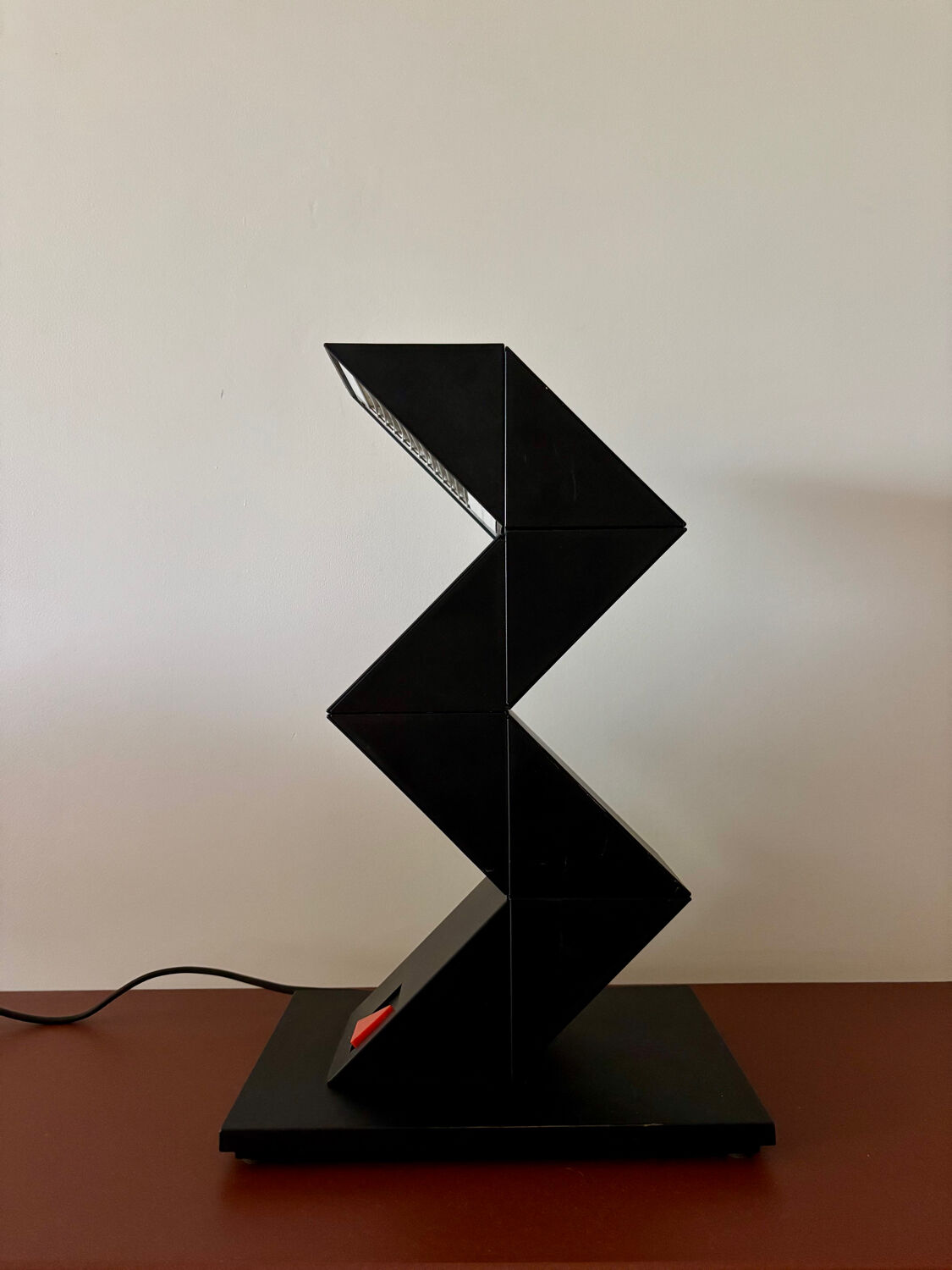 Zig Zag Shui LD Chan Lamp (Elite) - 80s