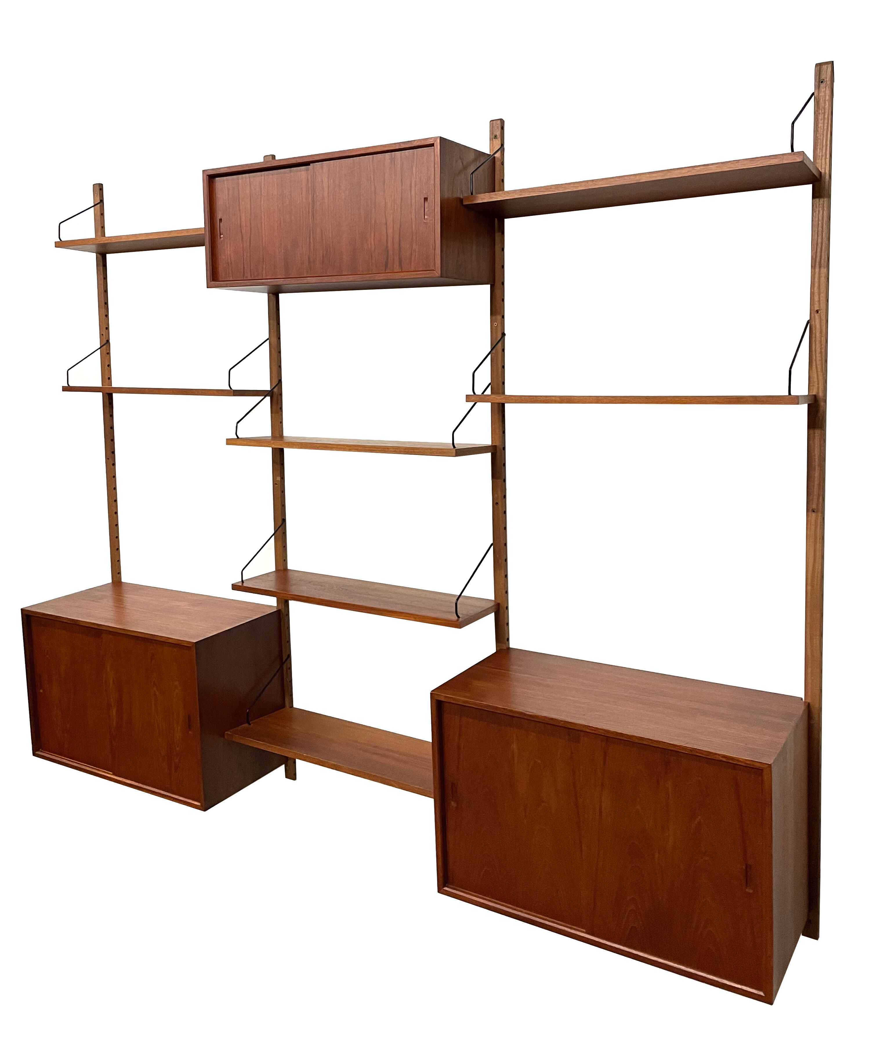 Vintage Poul Cadovius Royal System wall system wall