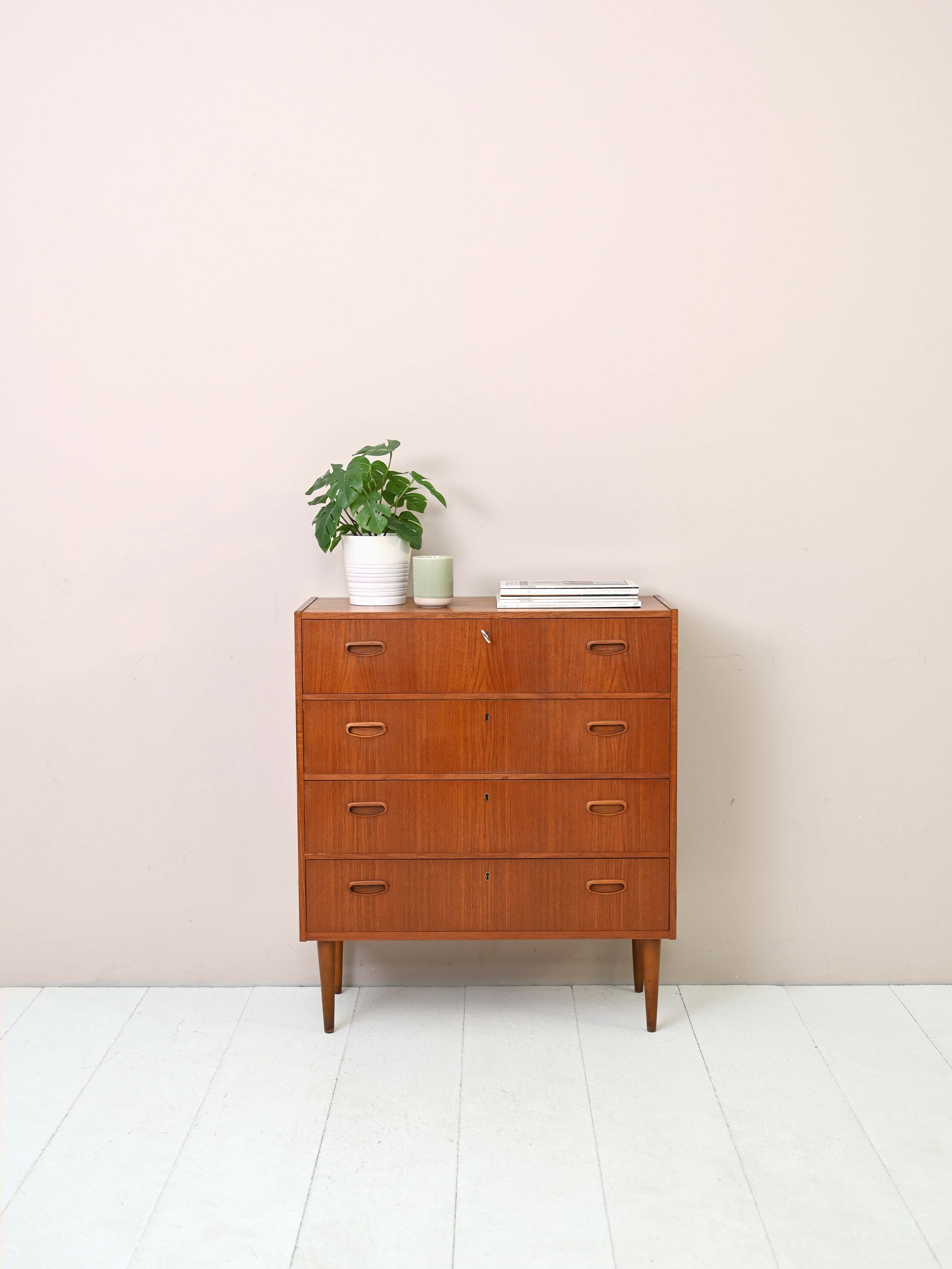 Modern antique chest of drawers with four drawers