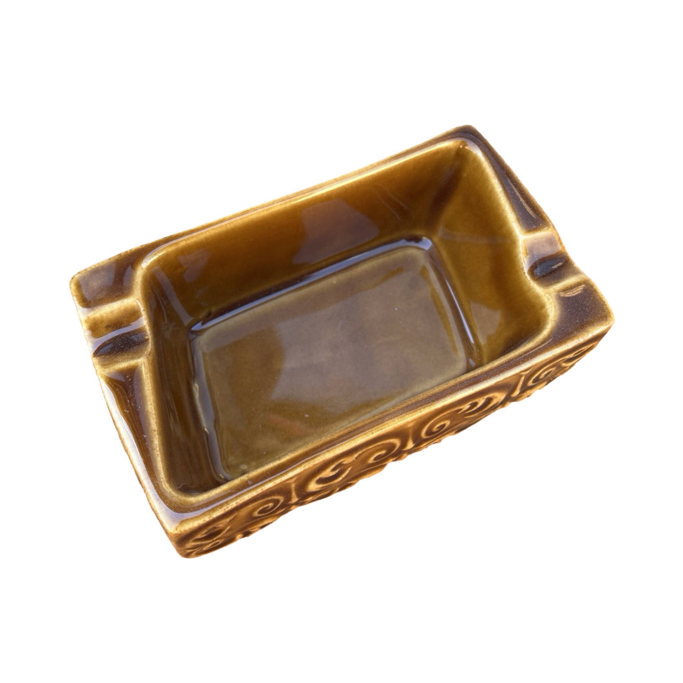 Ceramic ashtray, Ditmar Urbach, Czechoslovakia, 1960s.