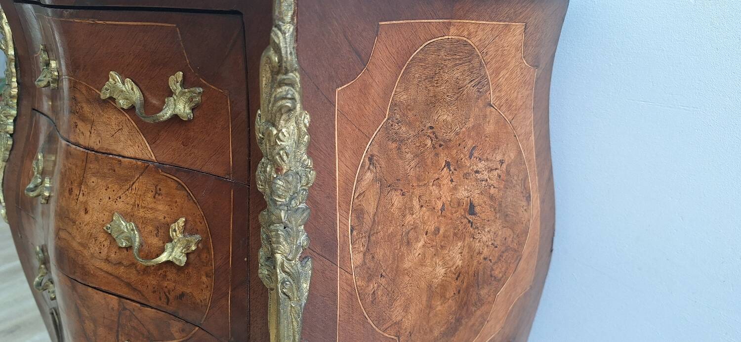Table de chevet