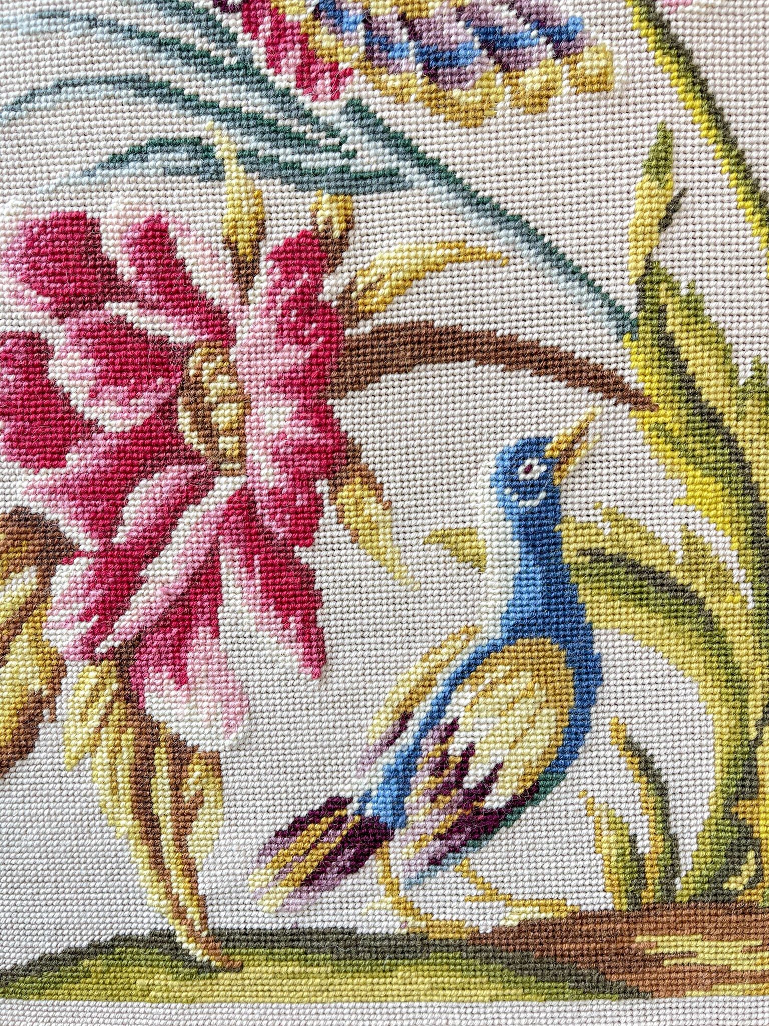 Vintage Floral Canvas Tapestry - Retro Wall Hanging Embroidery