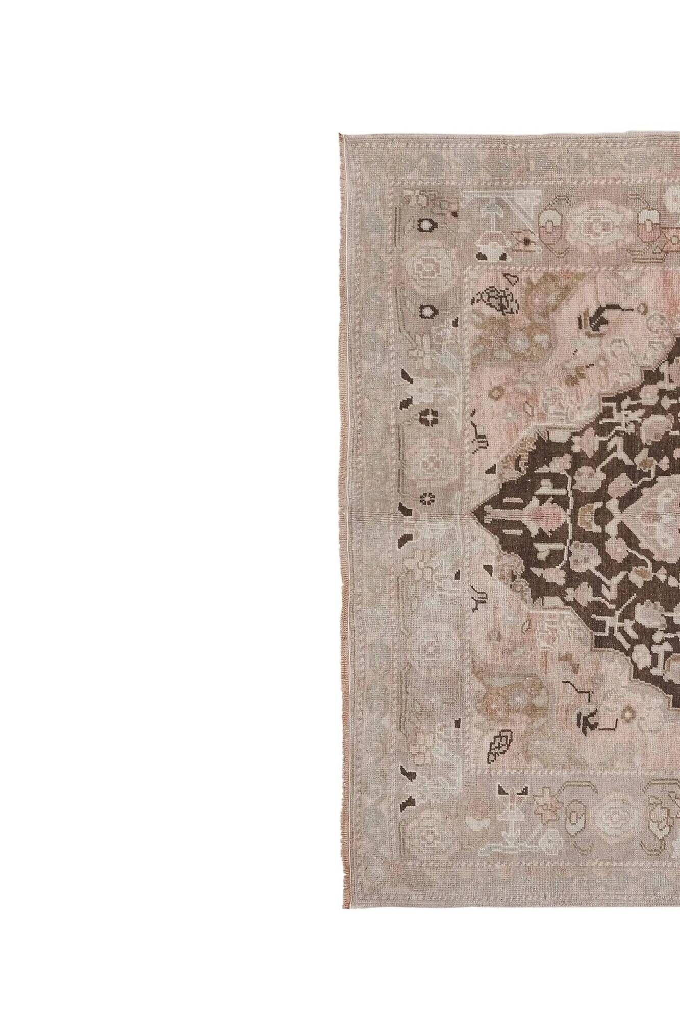 Vintage handmade Turkish rug 170x245 cm