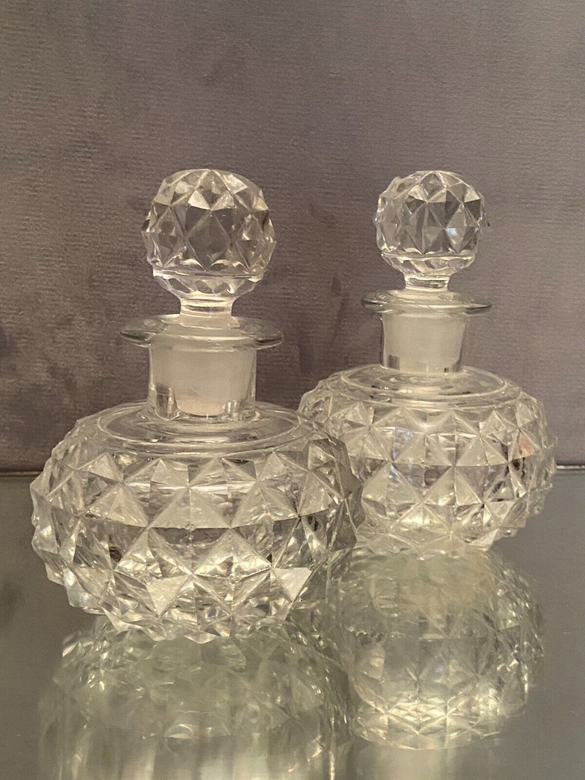 Pair of bottles nineteenth crystal Baccarat decoration diamond tips