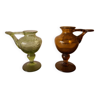 Deux bougeoirs en verre souffle biot