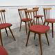 Huit chaises Baumann à assise colorée