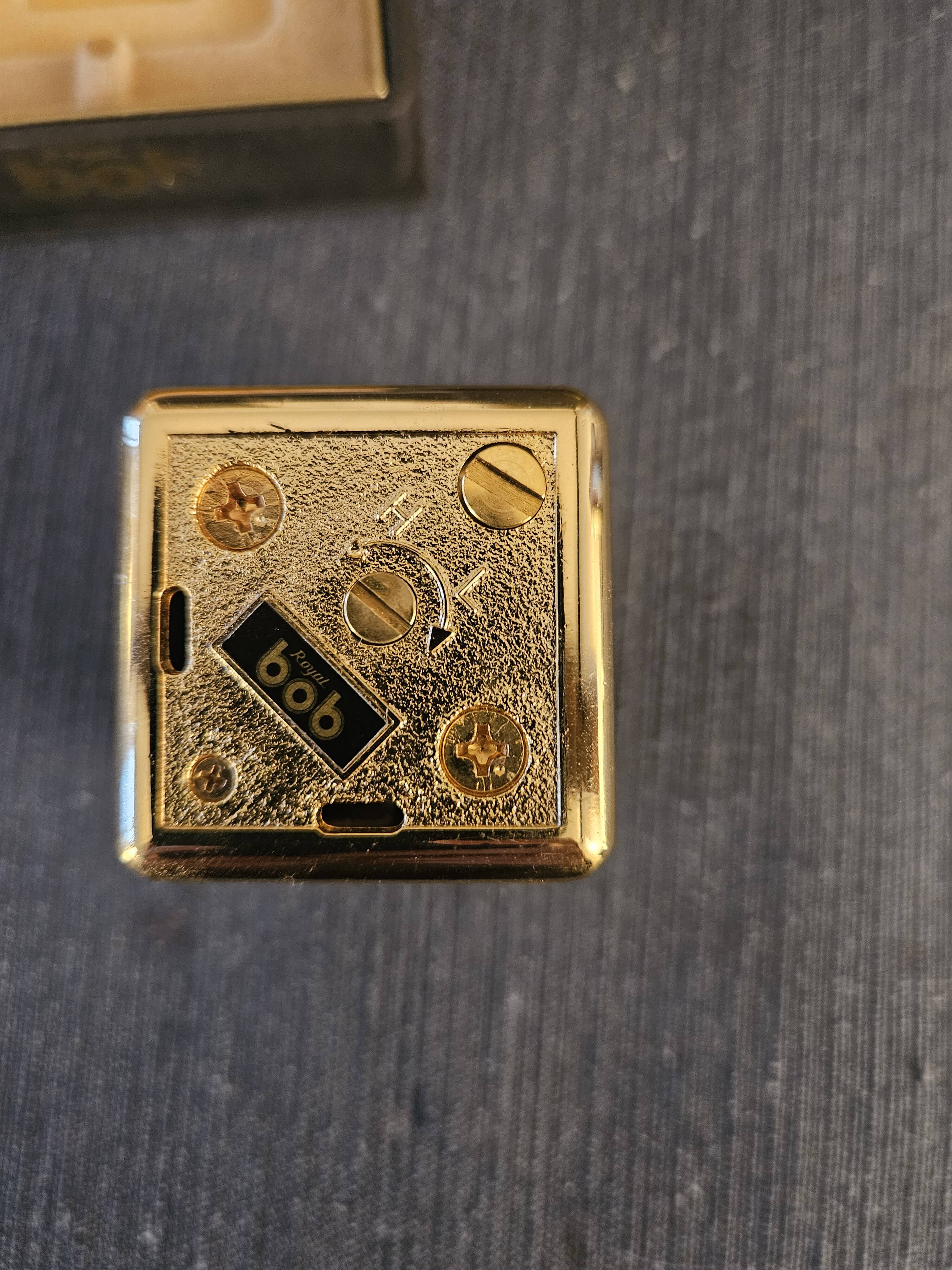 Vintage table lighter "Cube" Royal Bob – Wood Burl & Gold Finish