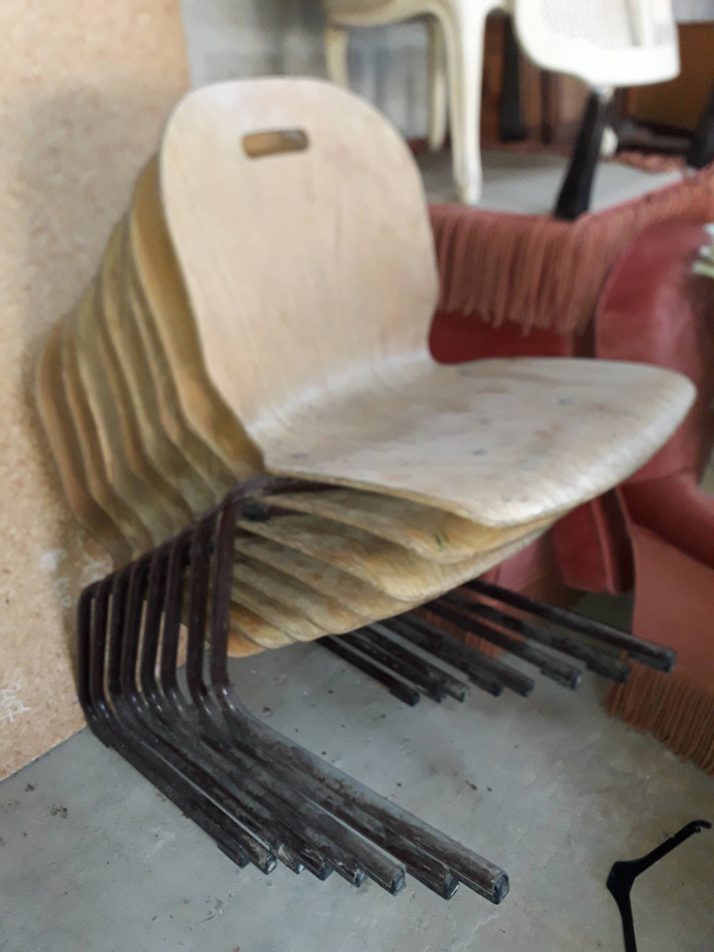 Tube and latté design chair