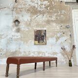 Bistro bench in imitation leather.