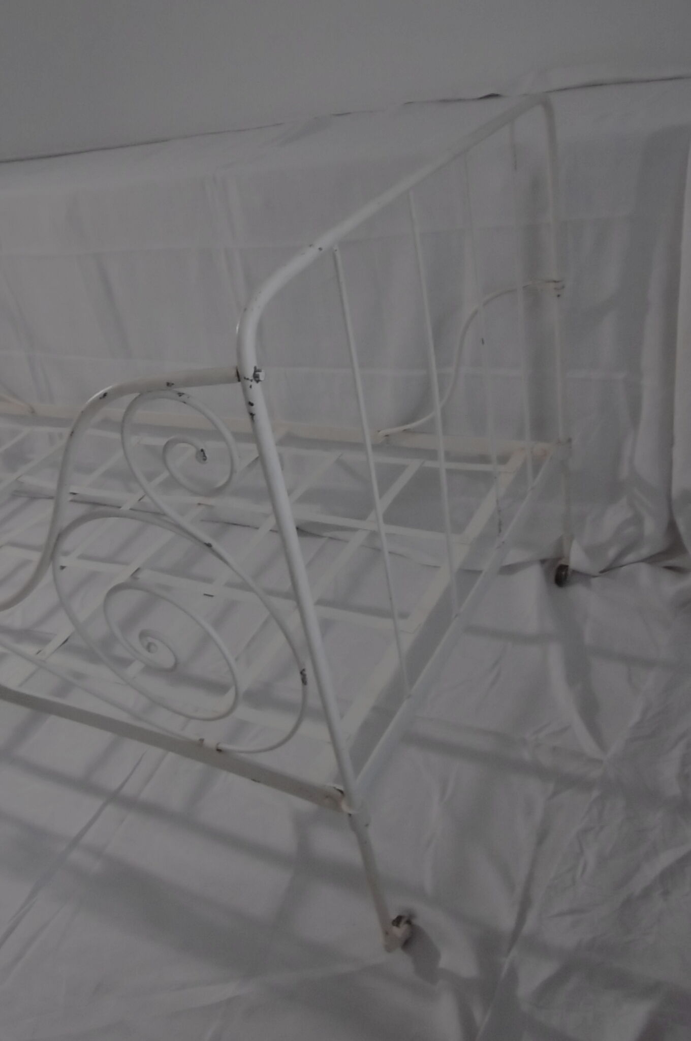 Forged iron bed