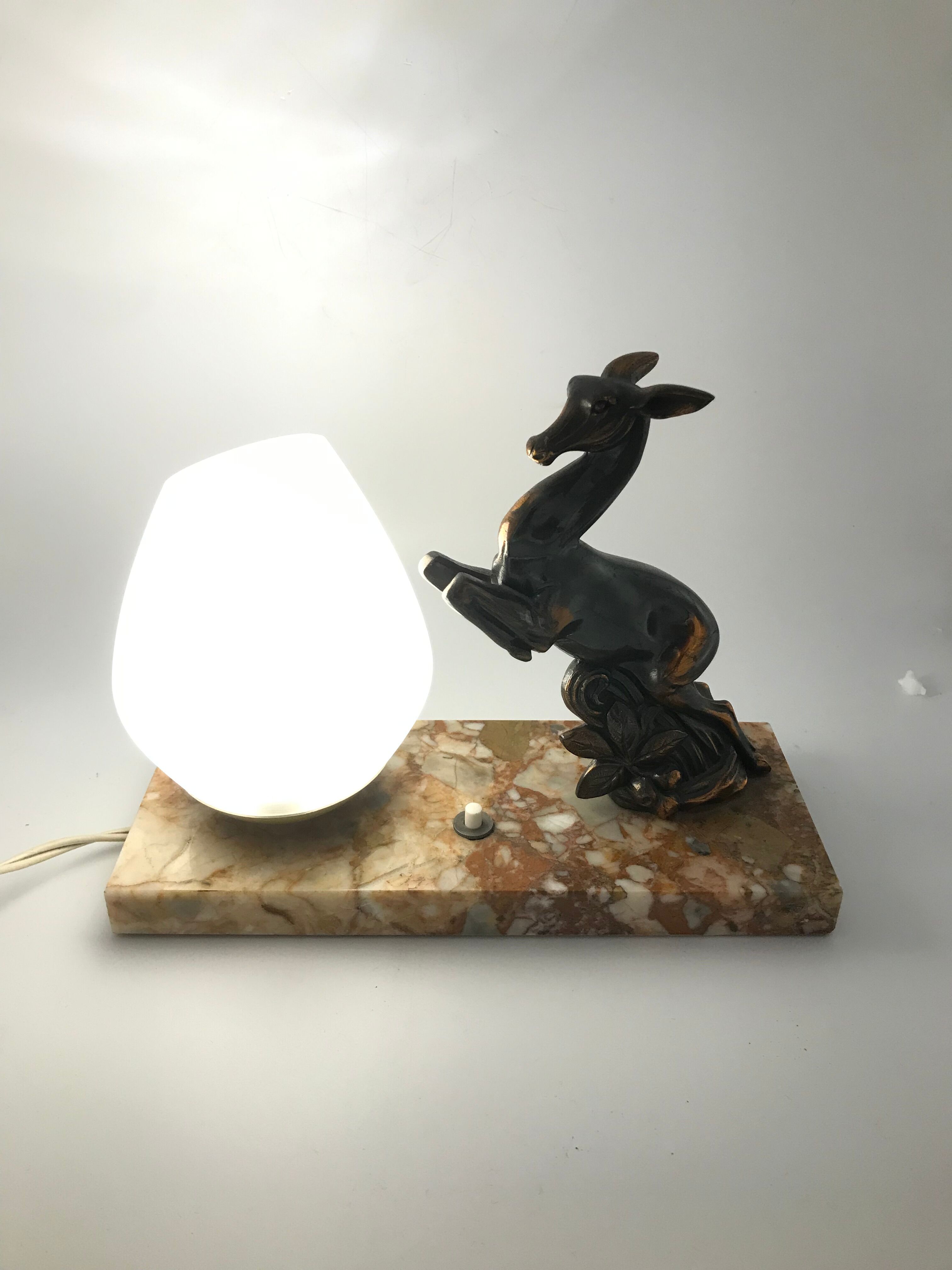Art deco doe nightlight lamp