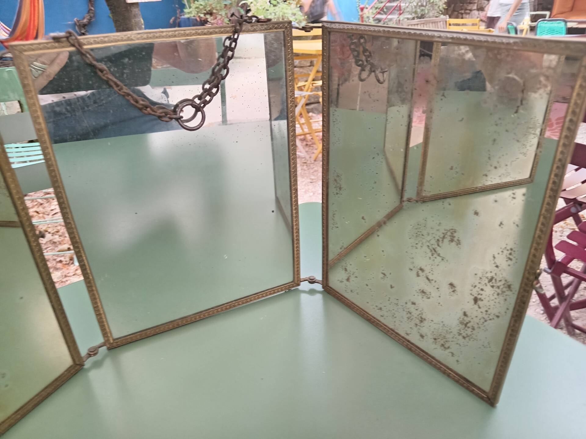 Triptych barber mirror
