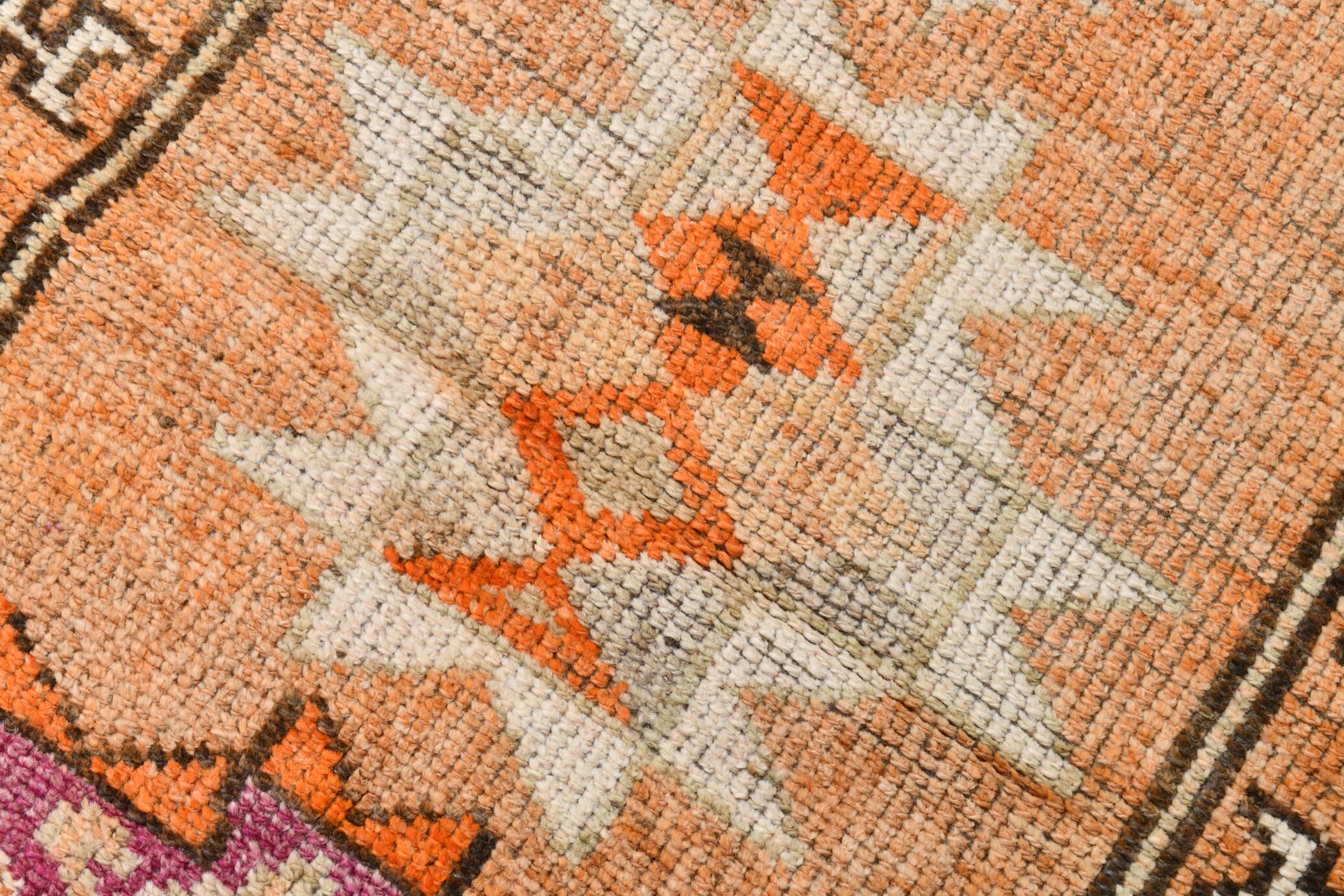 Rare Tapis Runner Vintage Anatolien, Tons Orange et Violet, Fait Main