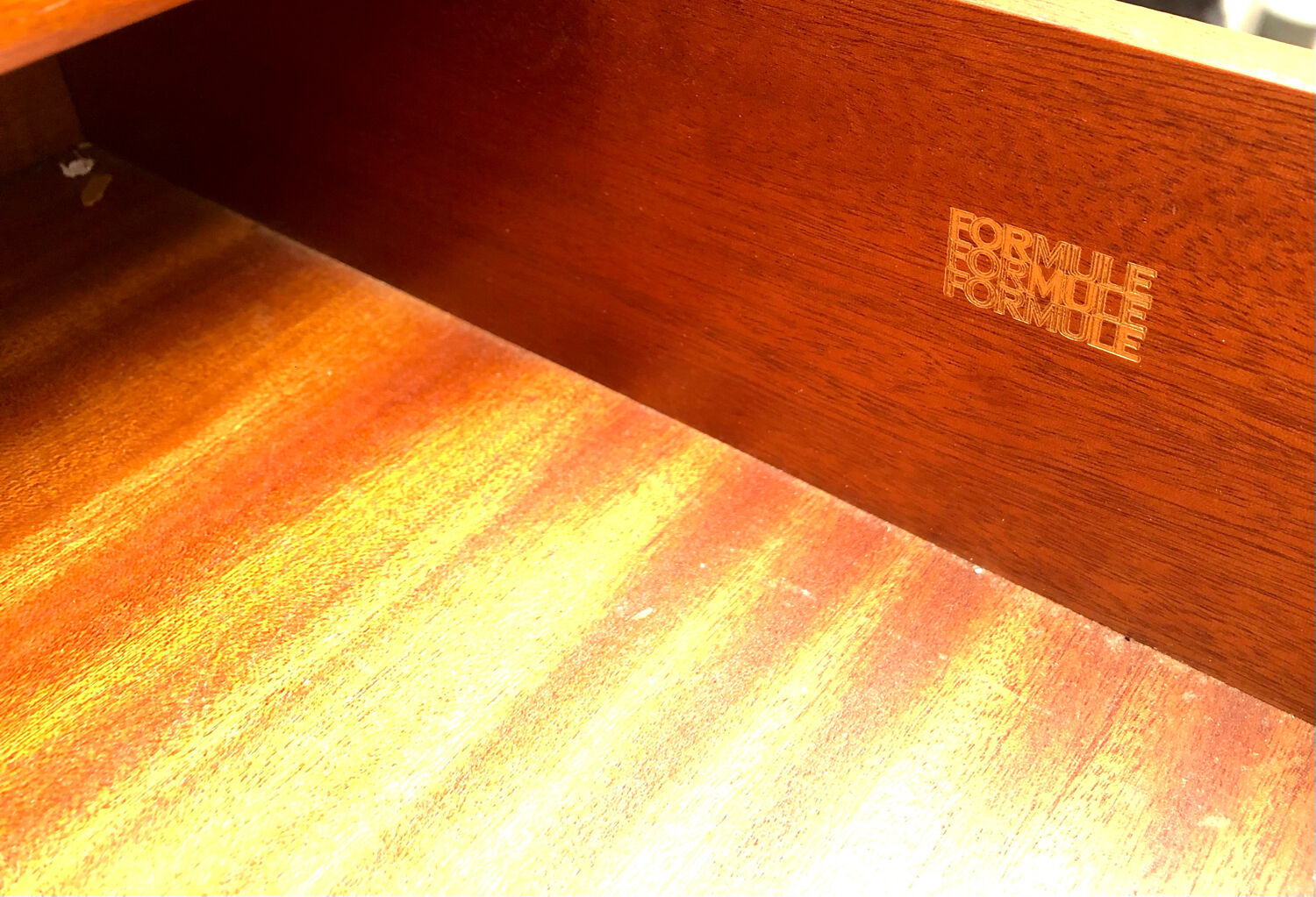 Kempkes chest of drawers