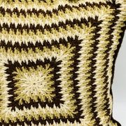 Coussin en crochet vintage années 70