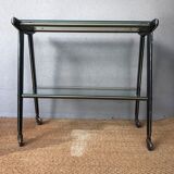 Serving table
