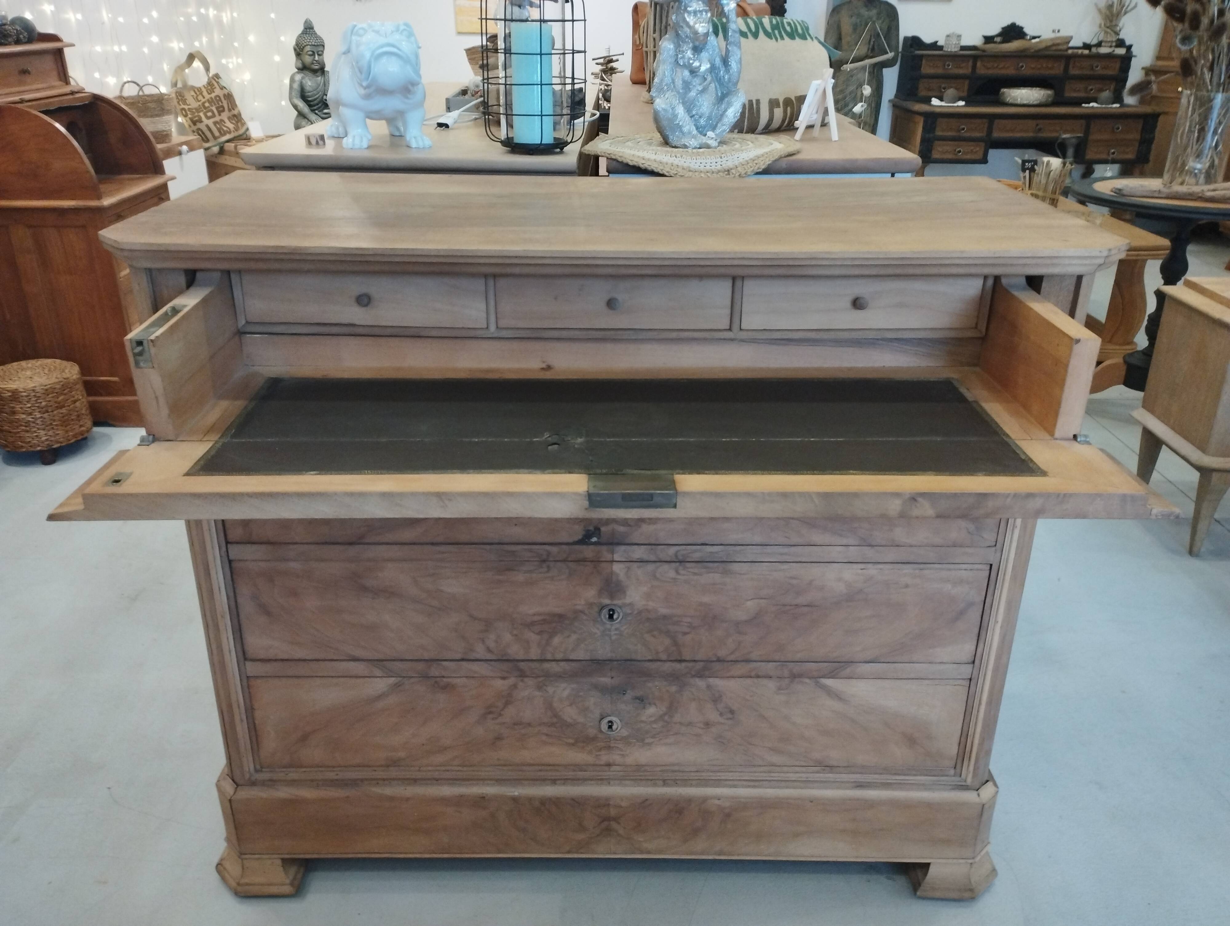 Commode chemin de fer